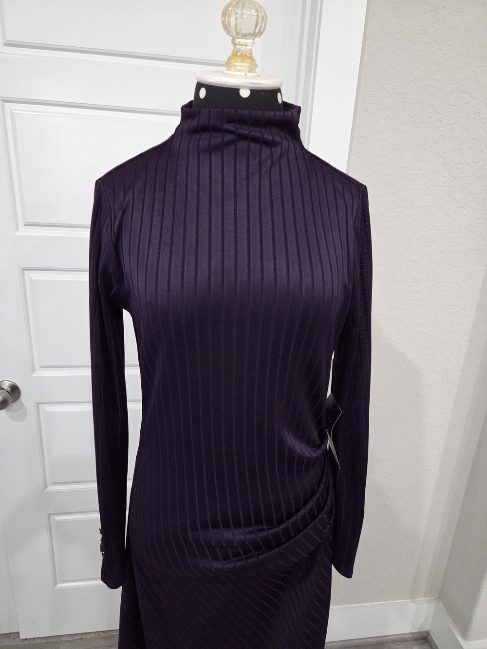 WHBM Long Sleeve Ribbed Maxi Dress in DEEP AMYTHYST Sizec Medium NWT - Picture 3 of 8